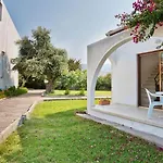 Bare Hill Aparthotel 3*