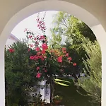 Bare Hill Aparthotel 3*