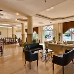 Bare Hill Apart-hotel 3*