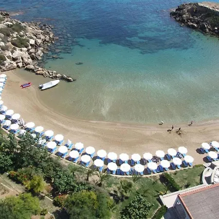 Bare Hill מלון דירות Krini