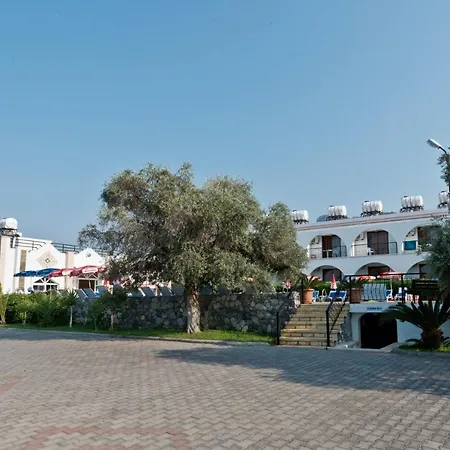 アパートホテル Bare Hill Krini