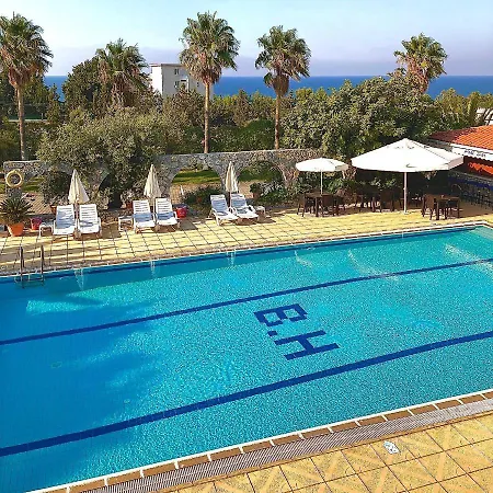 Bare Hill アパートホテル