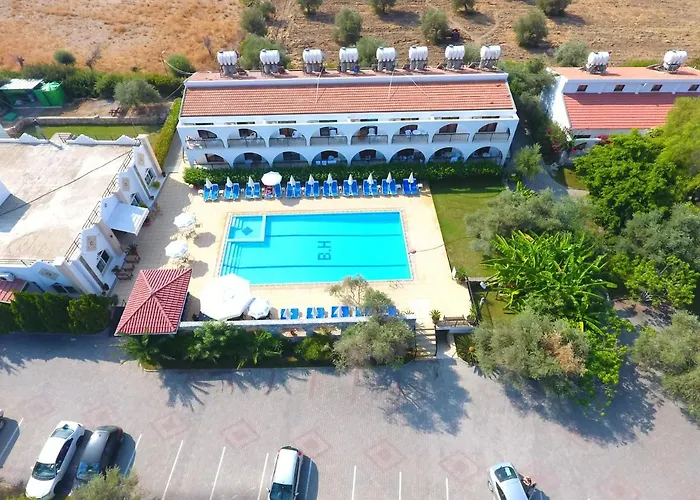 Bare Hill Aparthotel