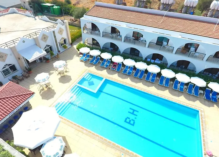 Aparthotel Bare Hill 3*