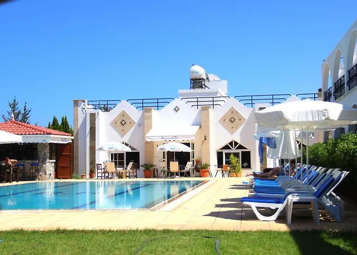 Bare Hill Aparthotel Krini