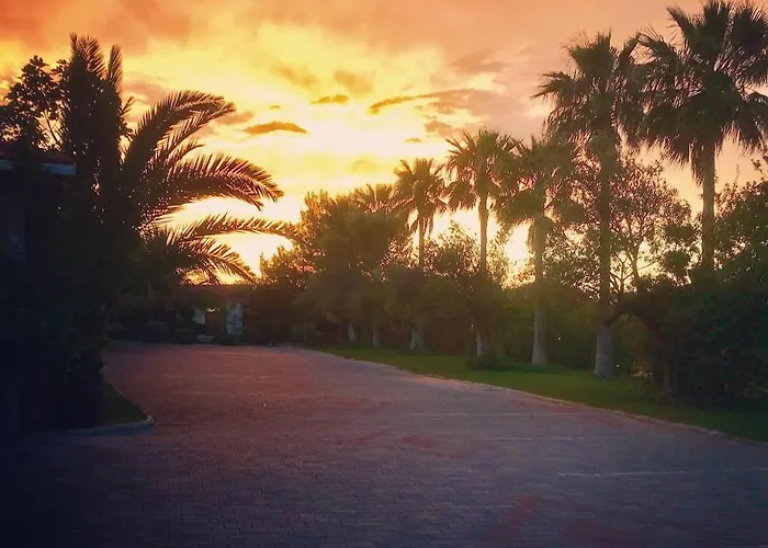 Apart-hotel Bare Hill 3*