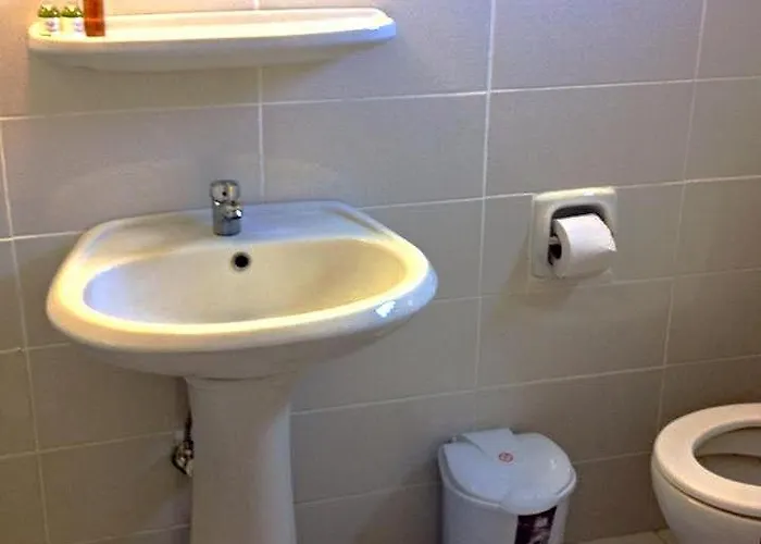 Aparthotel Bare Hill Krini