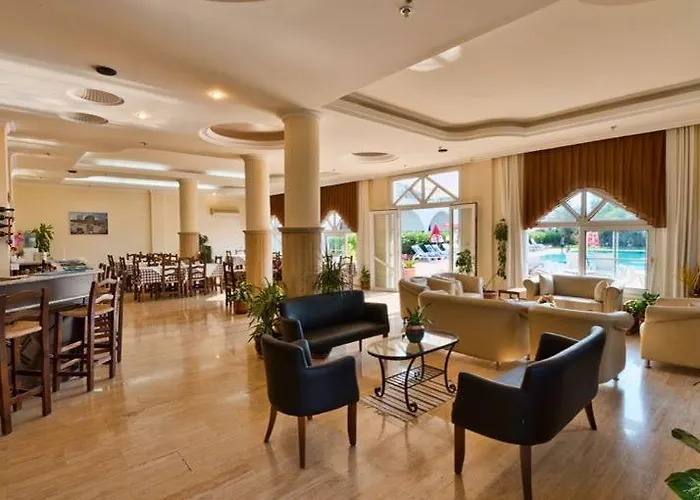 Bare Hill Aparthotel 3*